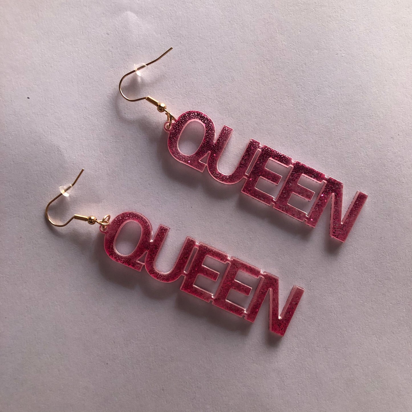 Queen y2k earrings