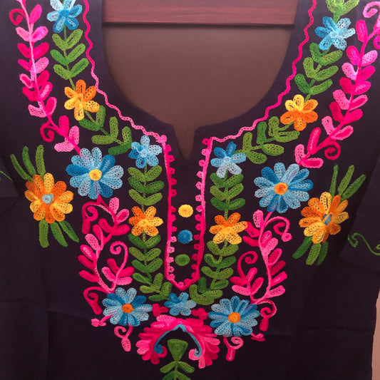 Mexican embroidered shirt Blusa bordada mexicana