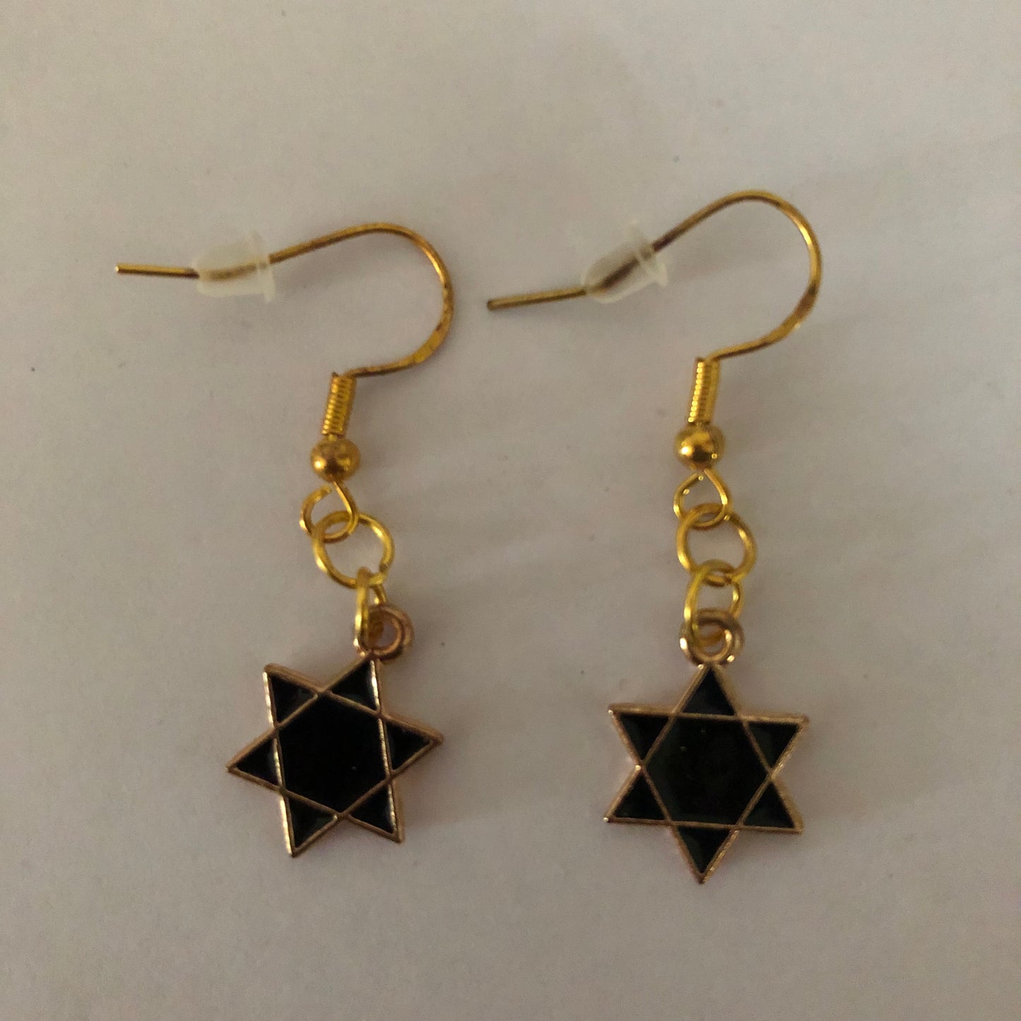 Star-shaped earrings