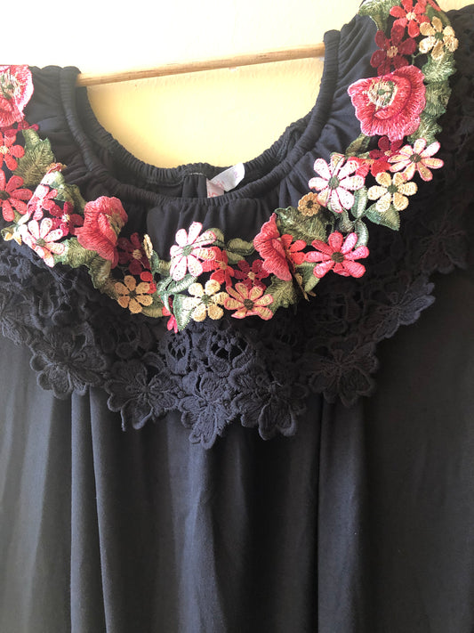 Mexican embroidered dress off the shoulder Vestido bordado mexicano