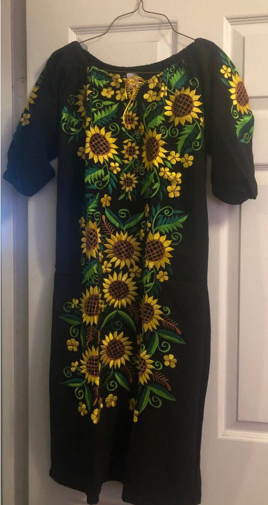 Mexican embroidered dress off the shoulder sunflowers Vestido bordado mexicano de girasoles