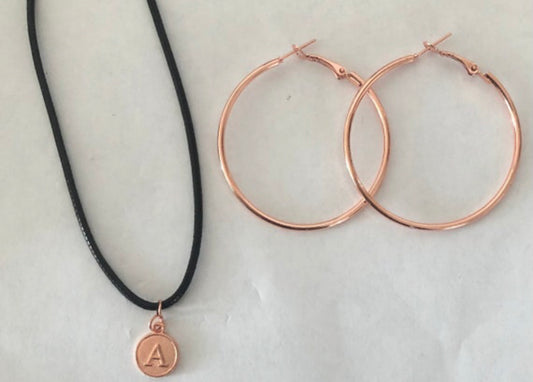 Necklace with initial and a pair of hoops